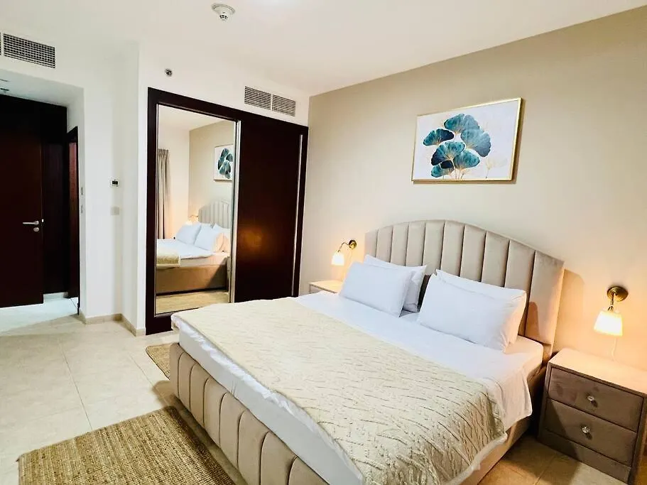 Apartment 1 Bedroom Flat, Luxury Amenities, Opp Beach & Club With Free Parking In Dubai Marina