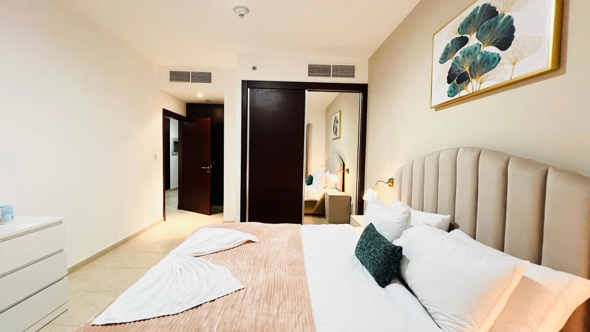 1 Bedroom Flat, Luxury Amenities, Opp Beach & Club With Free Parking In Dubai Marina Spojené arabské emiráty