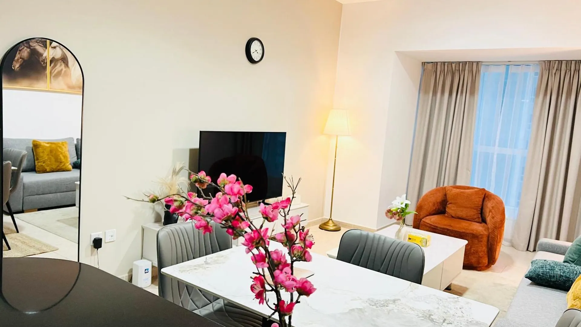 1 Bedroom Flat, Luxury Amenities, Opp Beach & Club With Free Parking In Dubai Marina Spojené arabské emiráty